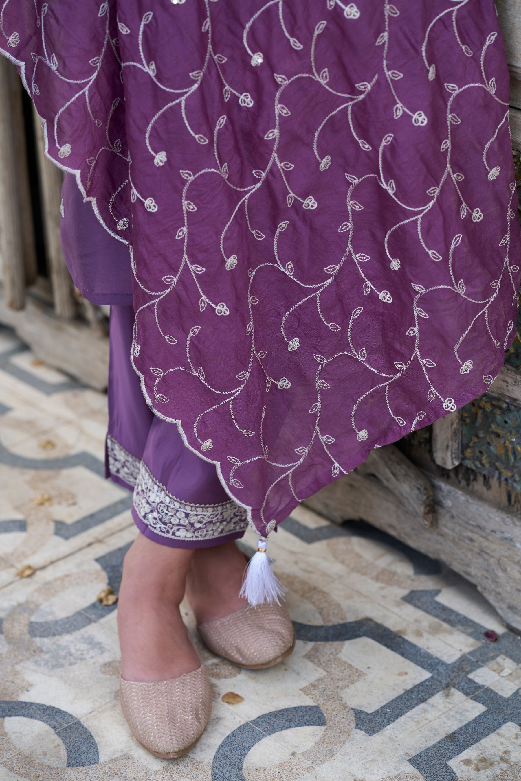 Shehnai Women Kurta and Pant Sets Silk Blend Fabric - FitVibe Fashion