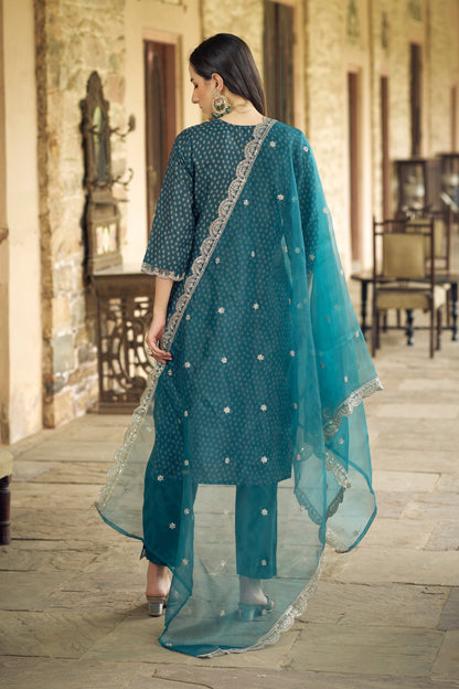 Chaitra Women Kurta and Pant Sets Muslin Print Fabric - FitVibe Fashion