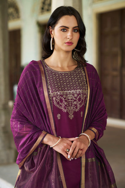 Rajsi Women Kurta and Pant Sest Viscose Rayon - FitVibe Fashion