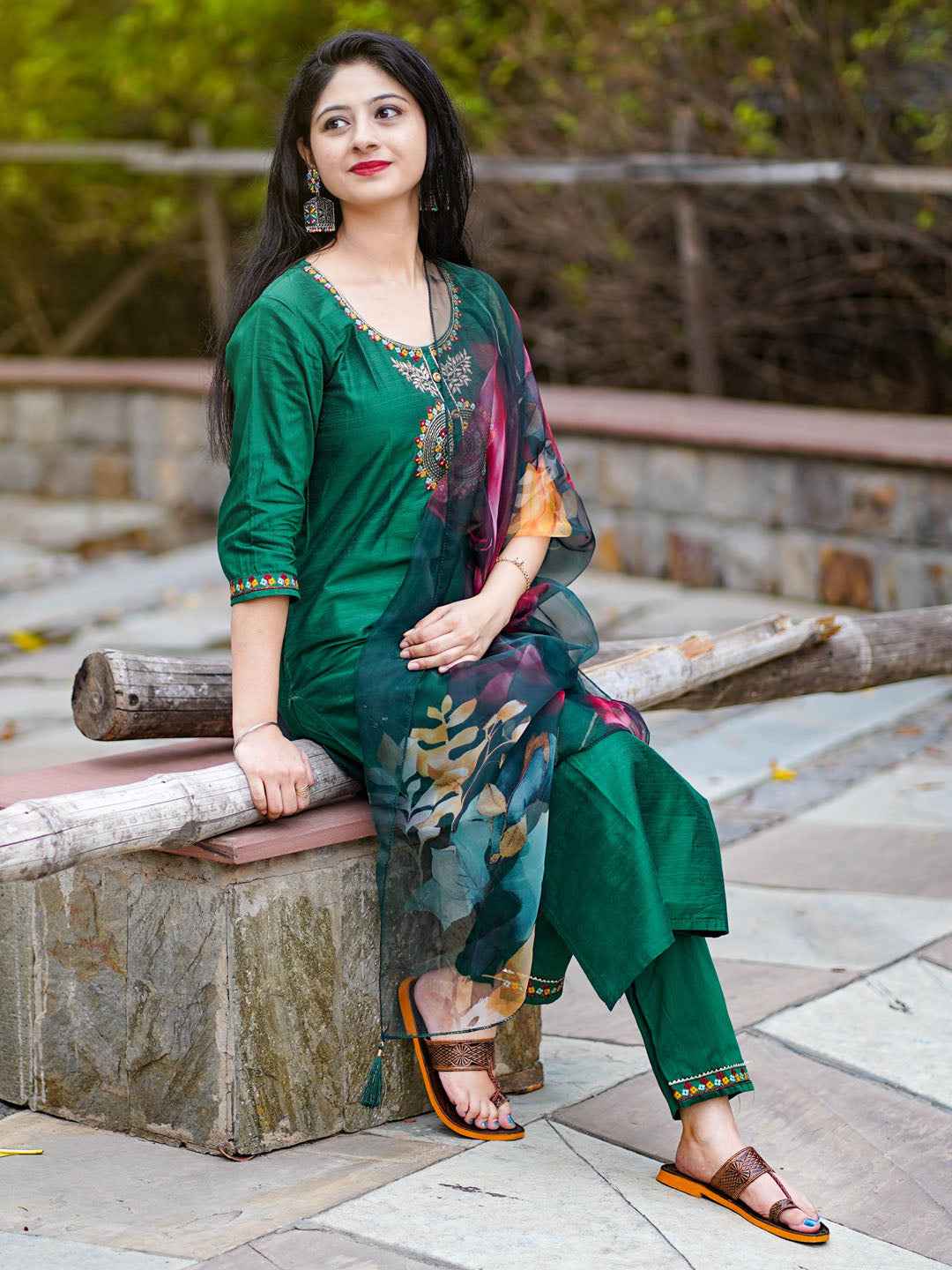 Aarti Women Kurta and Pant Sets Cotton Silk Fabric