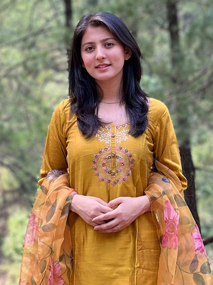 Radhika Women Kurta and Pant Sets Cotton Silk Fabric - FitVibe Fashion