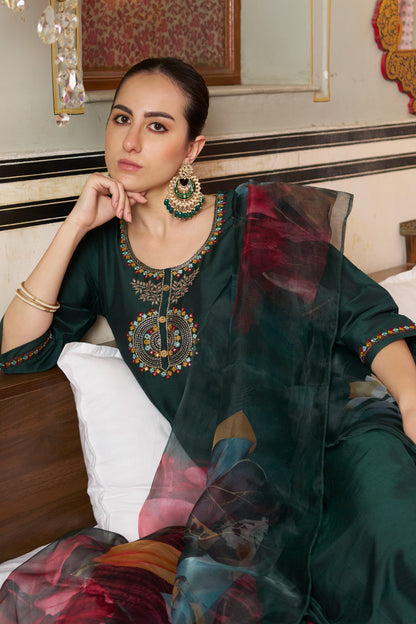 Diya Women Kurta and Pant Sets Cotton Silk Fabric - FitVibe Fashion