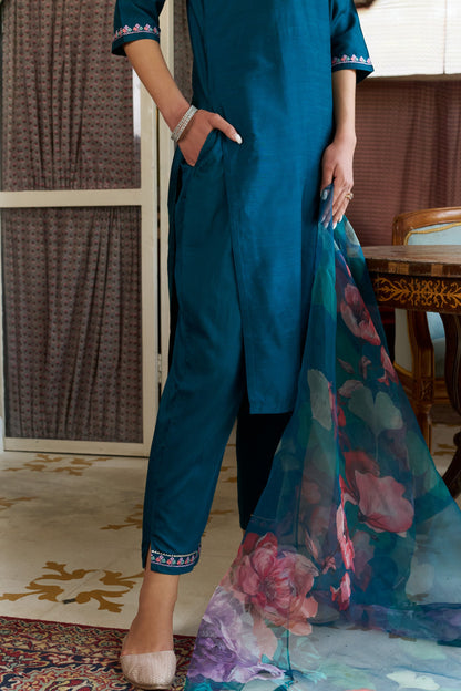 Bhoomi Women Kurta and Pant Sets Cotton Silk Fabric - FitVibe Fashion