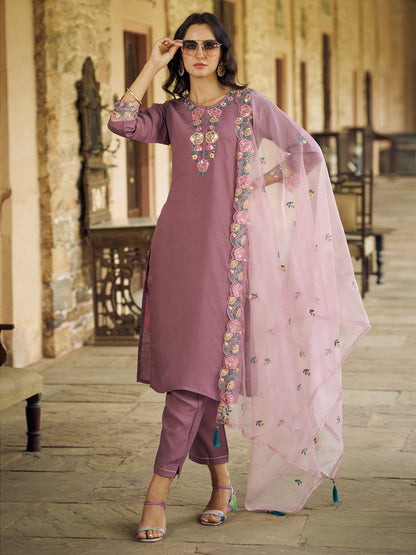 Utsav Women Kurta and Pant Sets Viscos Roman Silk Fabric - FitVibe Fashion