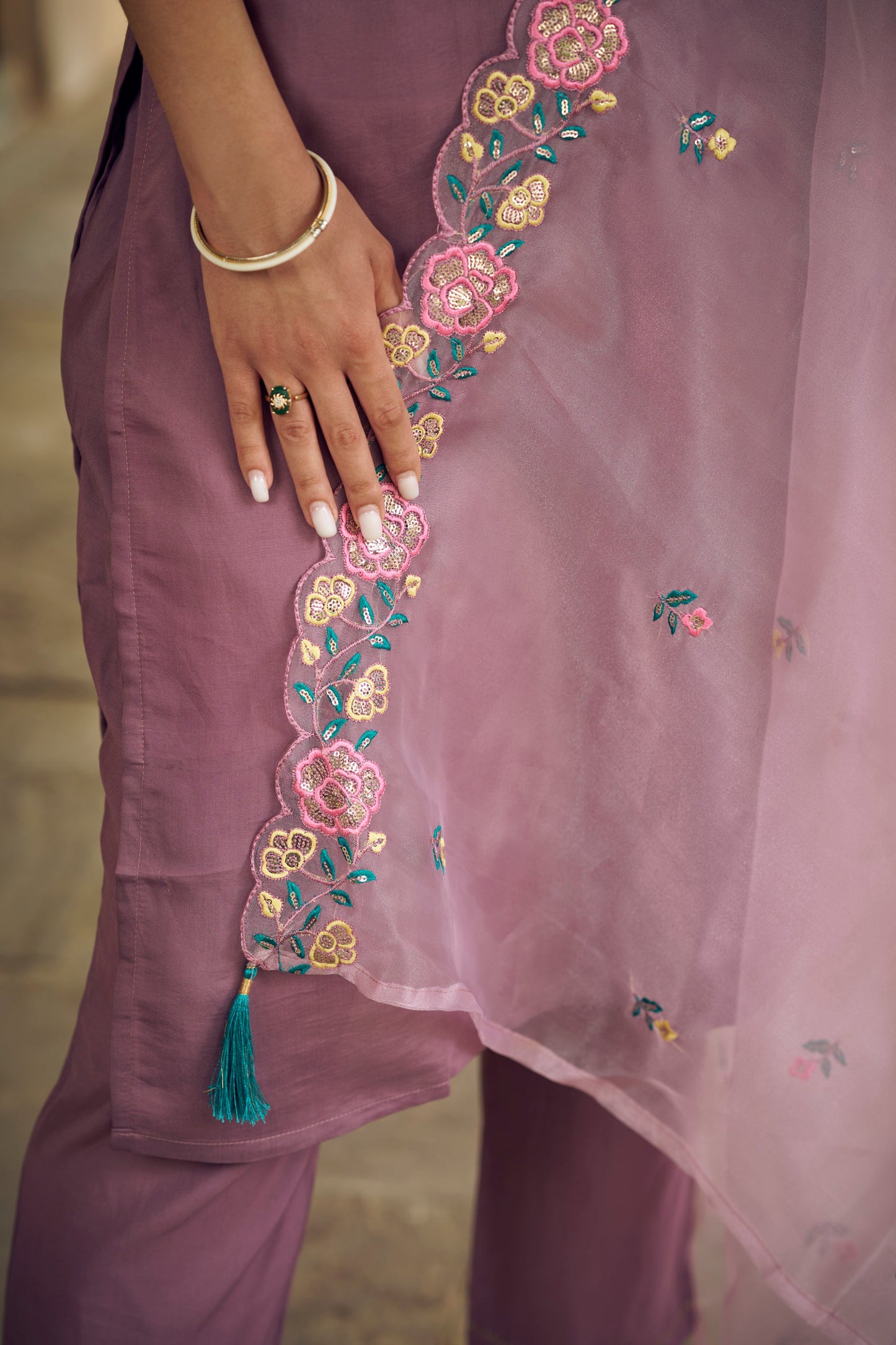 Utsav Women Kurta and Pant Sets Viscos Roman Silk Fabric - FitVibe Fashion