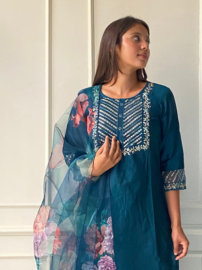 Ikat Women Kurta and Pant Sets Cotton Silk Fabric - FitVibe Fashion