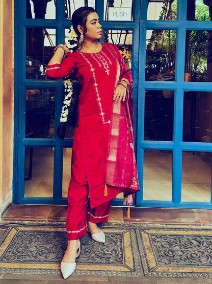 Purnima Women Kurta and Pant Sets  Viscos Roman Silk Fabric - FitVibe Fashion