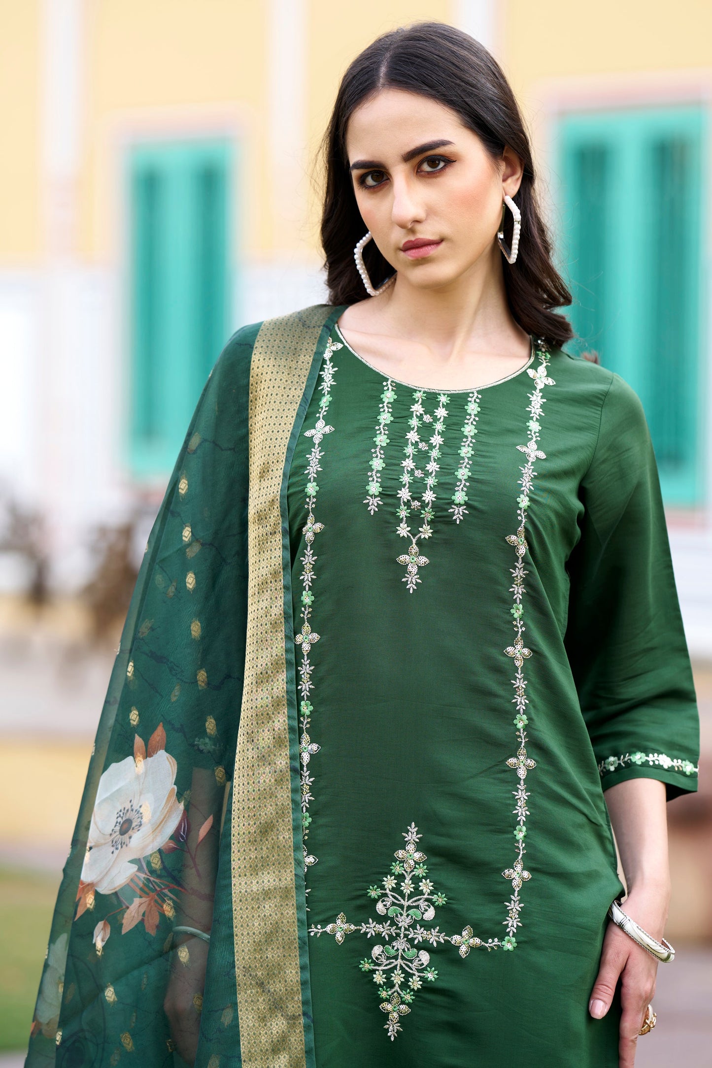 Sitara Women Kurta and Pant Sets  Viscos Roman Silk Fabric - FitVibe Fashion