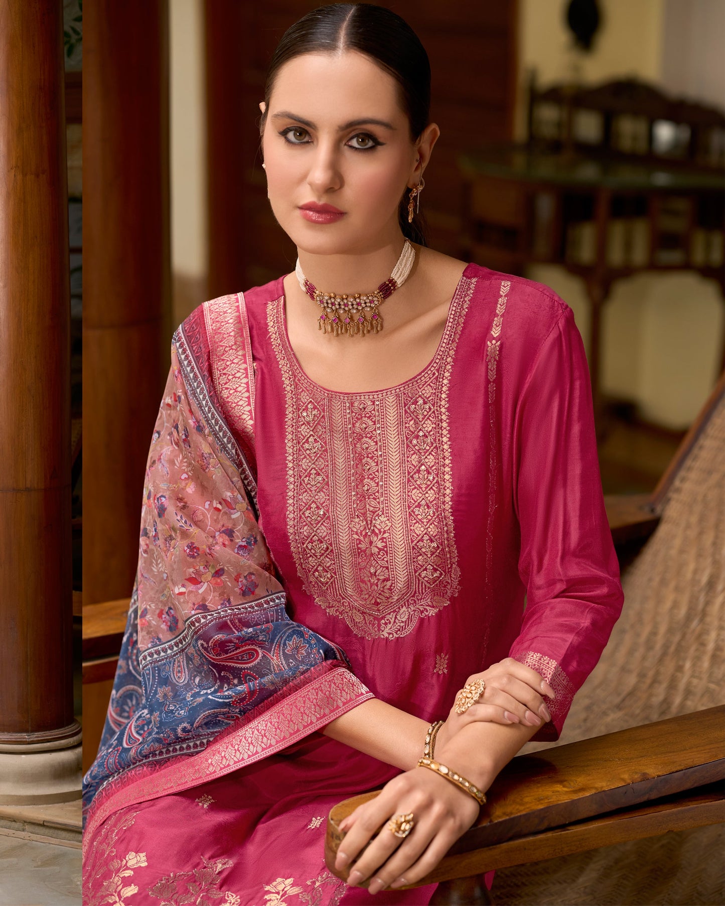 Zarqash Viscose Self Jacquard Women Kurta and Trouser Duppata Set - FitVibe Fashion