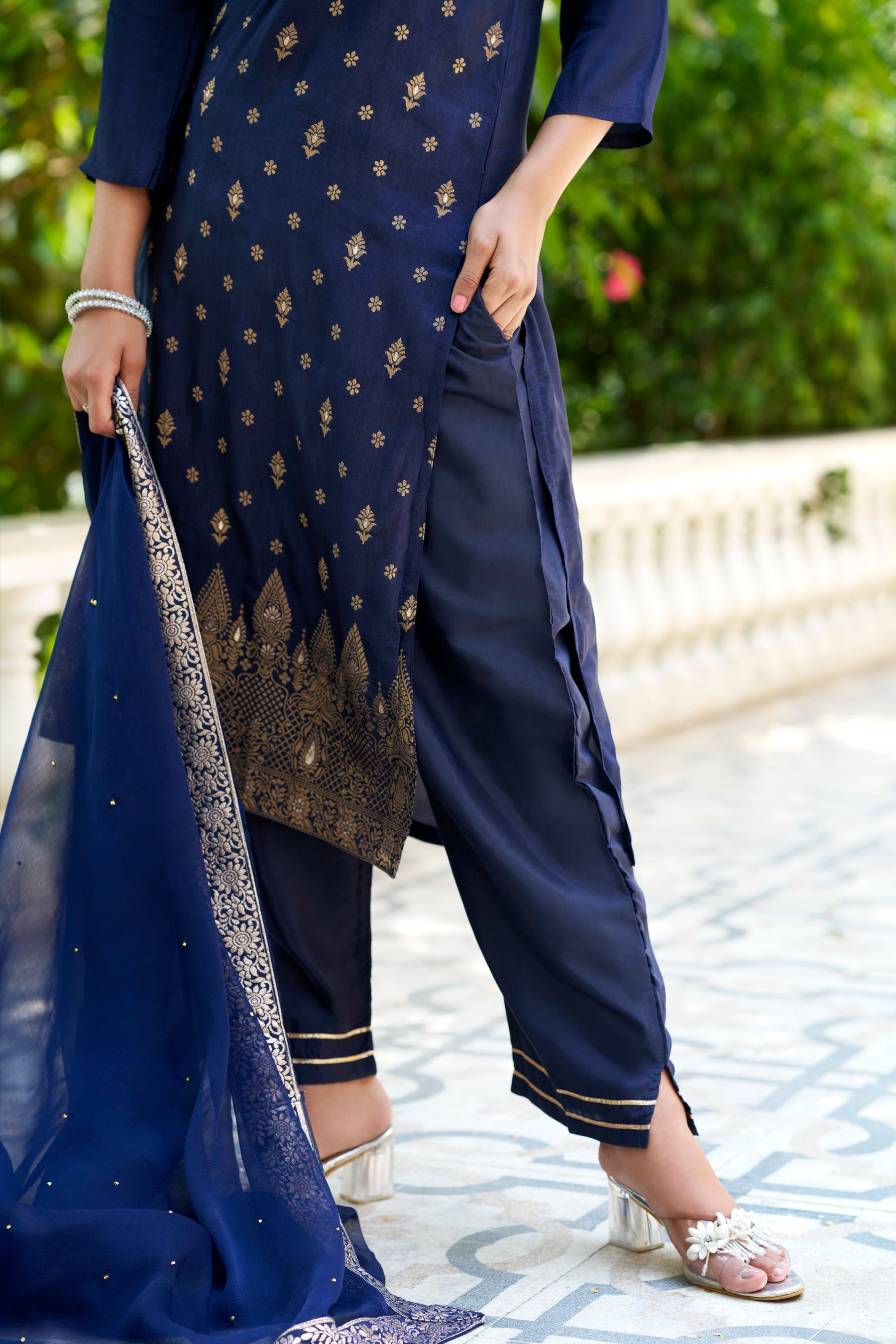 Puja Women Kurta and Pant Sets Dupatta Viscose Rayon Silk Blend with Handwork - FitVibe Fashion