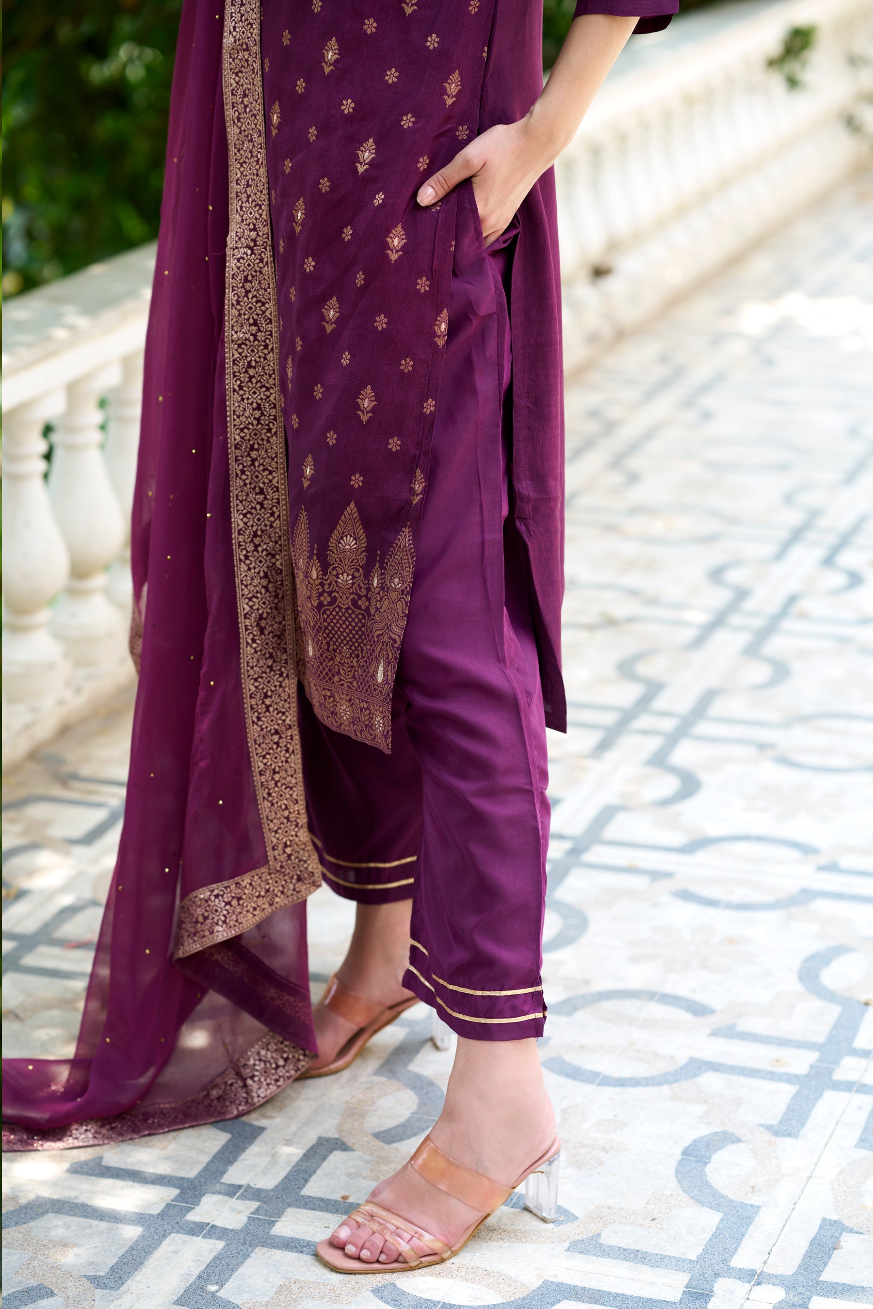 Utsav Women Kurta and Pant Sets Dupatta Viscose Rayon Silk Blend with Handwork - FitVibe Fashion