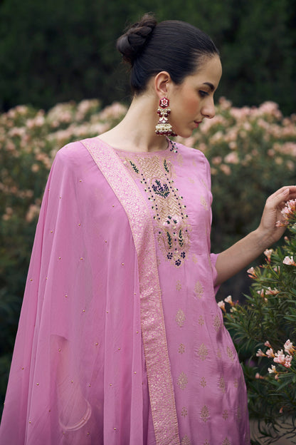 Prakriti Women Kurta and Pant Sets Dupatta Viscose Rayon Silk Blend with Handwork - FitVibe Fashion