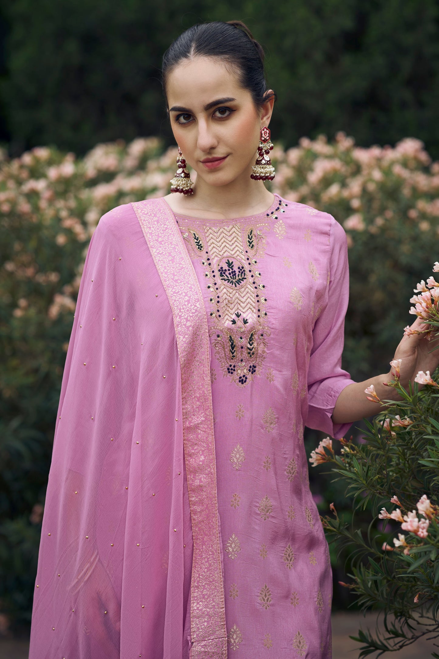 Prakriti Women Kurta and Pant Sets Dupatta Viscose Rayon Silk Blend with Handwork - FitVibe Fashion