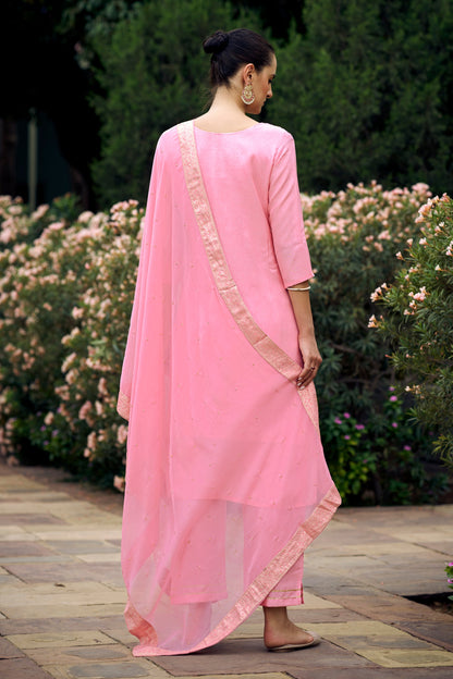 Roobina Women Kurta and Pant Sets Dupatta Viscose Rayon Silk Blend with Handwork - FitVibe Fashion