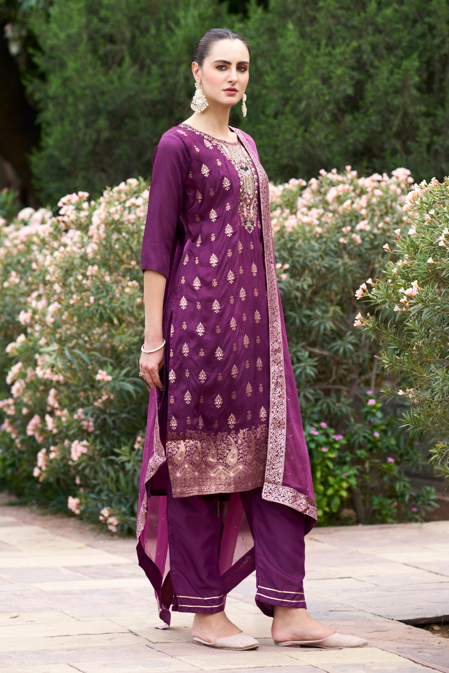 Radha Women Kurta and Pant Sets Dupatta Viscose Rayon Silk Blend with Handwork - FitVibe Fashion