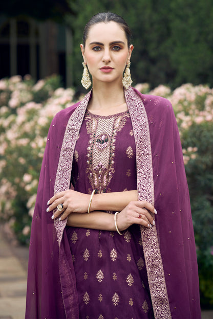 Radha Women Kurta and Pant Sets Dupatta Viscose Rayon Silk Blend with Handwork - FitVibe Fashion