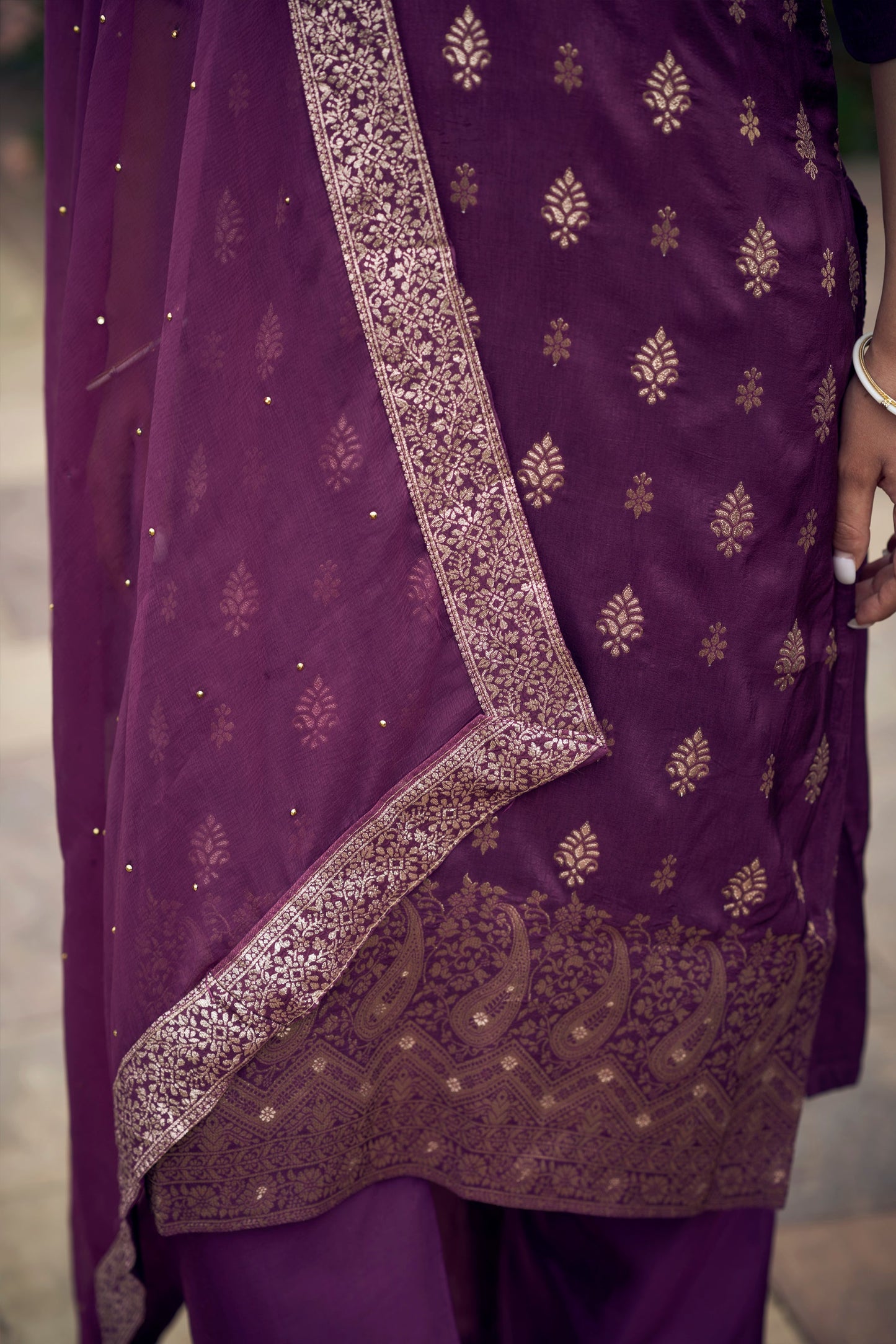 Radha Women Kurta and Pant Sets Dupatta Viscose Rayon Silk Blend with Handwork - FitVibe Fashion