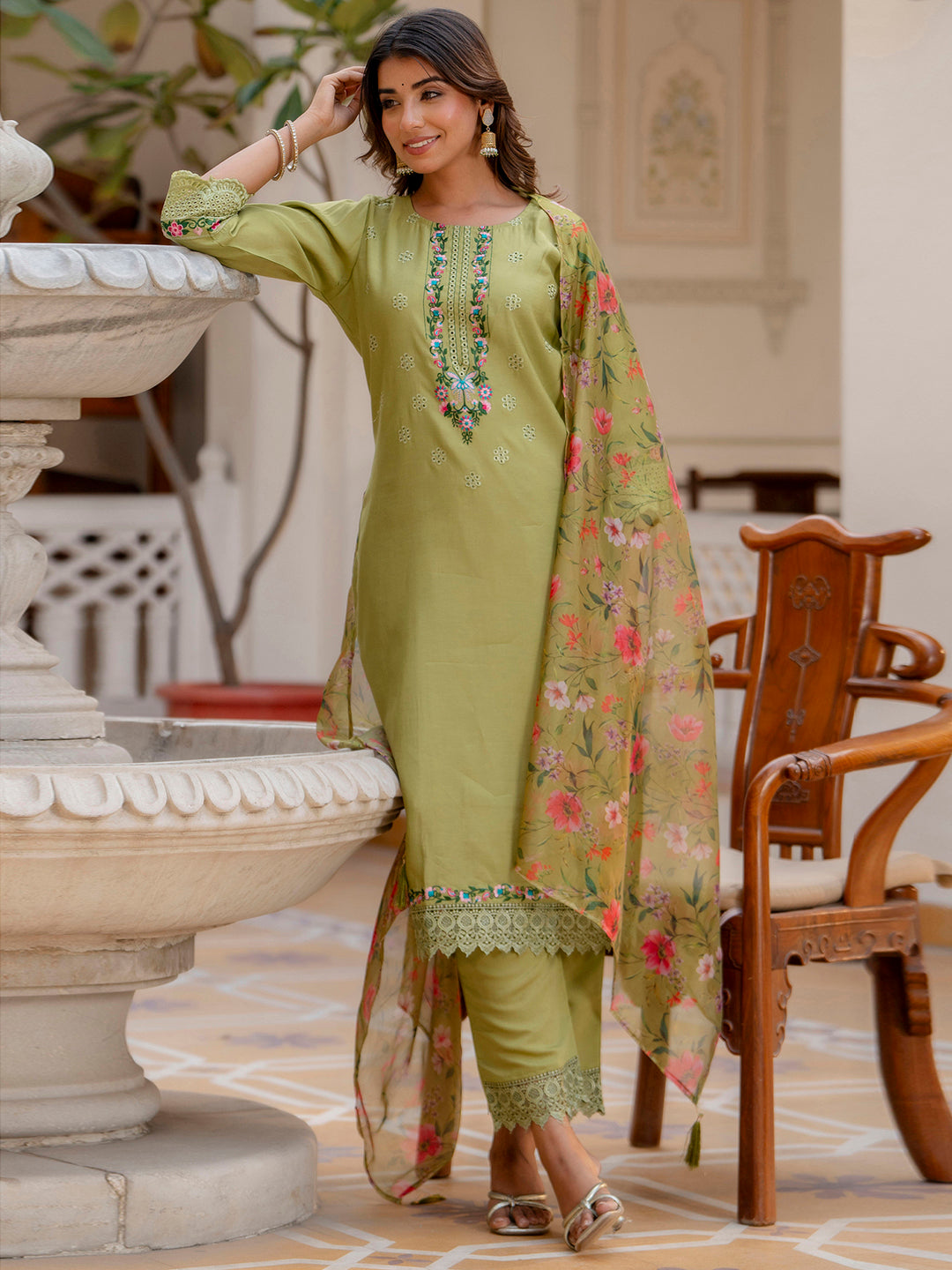 Vidya Women Kurta and Pant Sets Viscose Roman Silk Fabric - FitVibe Fashion