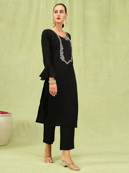 Kiran Women’s Viscose Roman Silk Embroidery Straight Kurta Pant with Dupatta Set - FitVibe Fashion