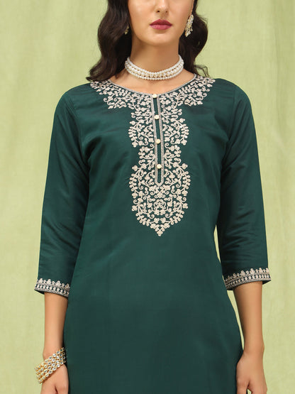 Hemani Women’s Viscose Roman Silk Embroidery Straight Kurta Pant with Dupatta Set - FitVibe Fashion