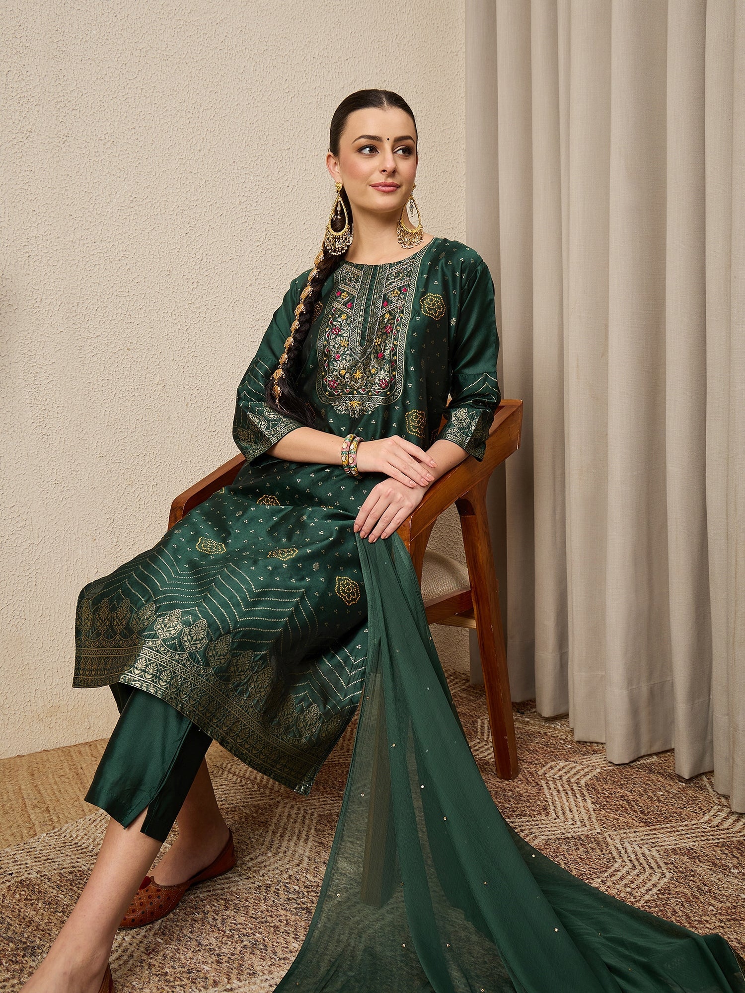 Hetali Women Cotton Silk Blend Straight Suit Set with Handwork - FitVibe Fashion