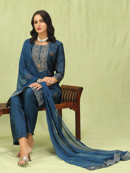 Komal Women Cotton Silk Blend Kurta and Pant Sets with Handwork and Dupatta - FitVibe Fashion