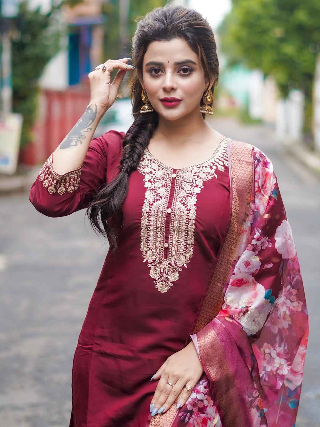 Aashaya Women’s Viscose Roman Silk Embroidery Straight Kurta Pant with Dupatta Set