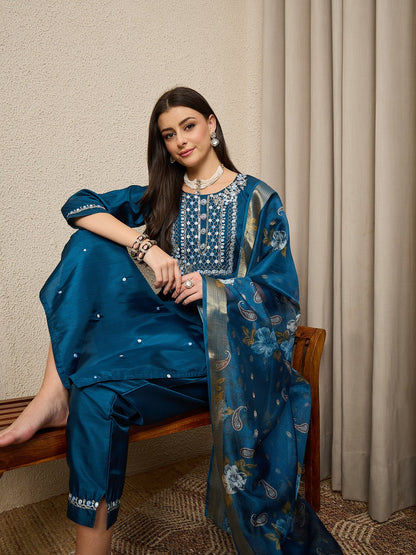 Kankotri Blue Women Silk Blend Kurta and Trousers Pant Set - FitVibe Fashion