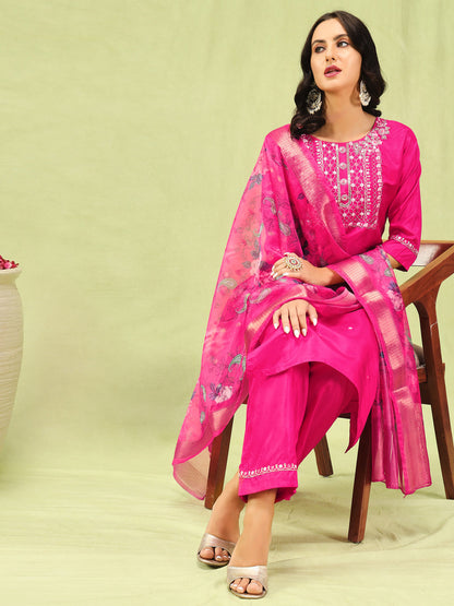 Chhaya Women Kurta and Trousers Pant Set Silk Blend - FitVibe Fashion