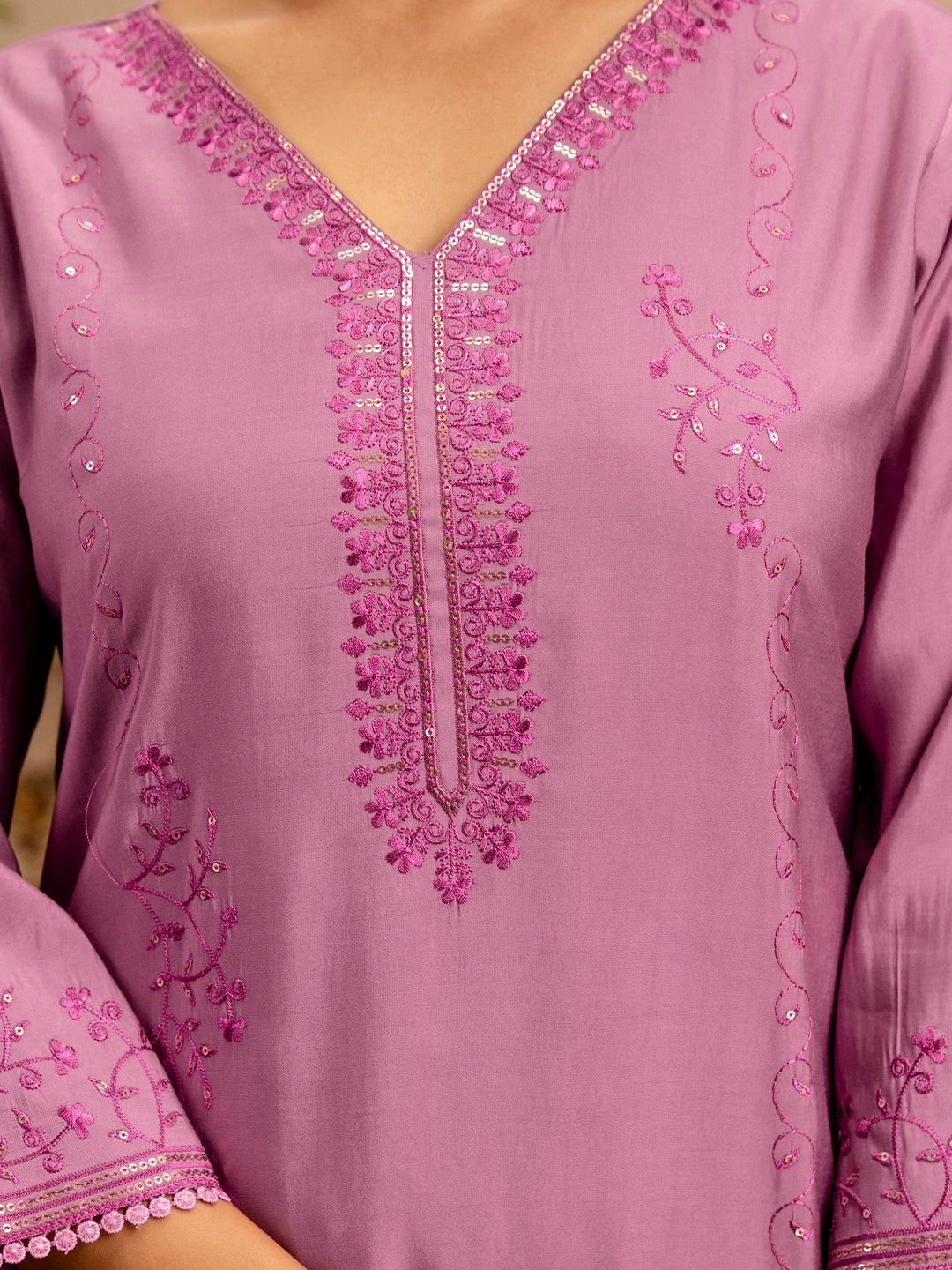 Silk Blend Women Embroidered Kurta And Pant Set With Dupatta Kurta Set For Women - FitVibe Fashion