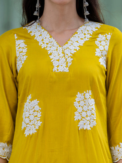 Women Silk Blend Kurta Pant Dupatta Set - FitVibe Fashion