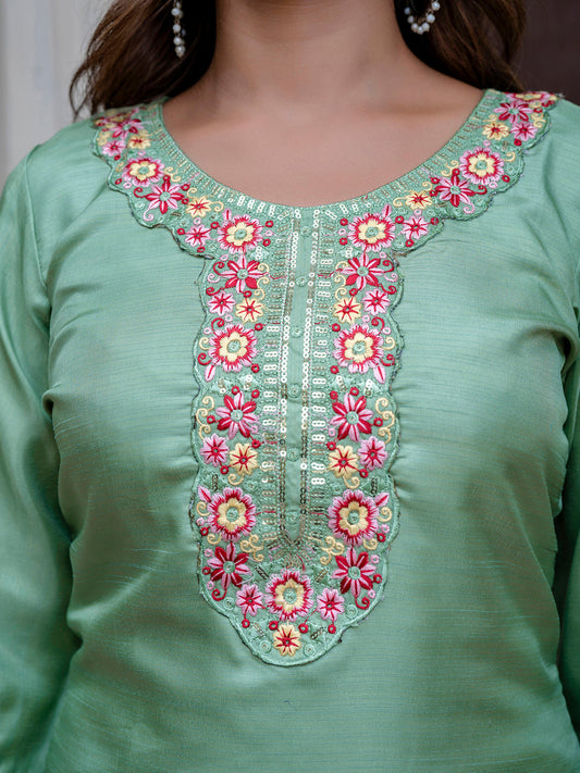 Women Silk Blend Kurta Pant Dupatta Set - FitVibe Fashion