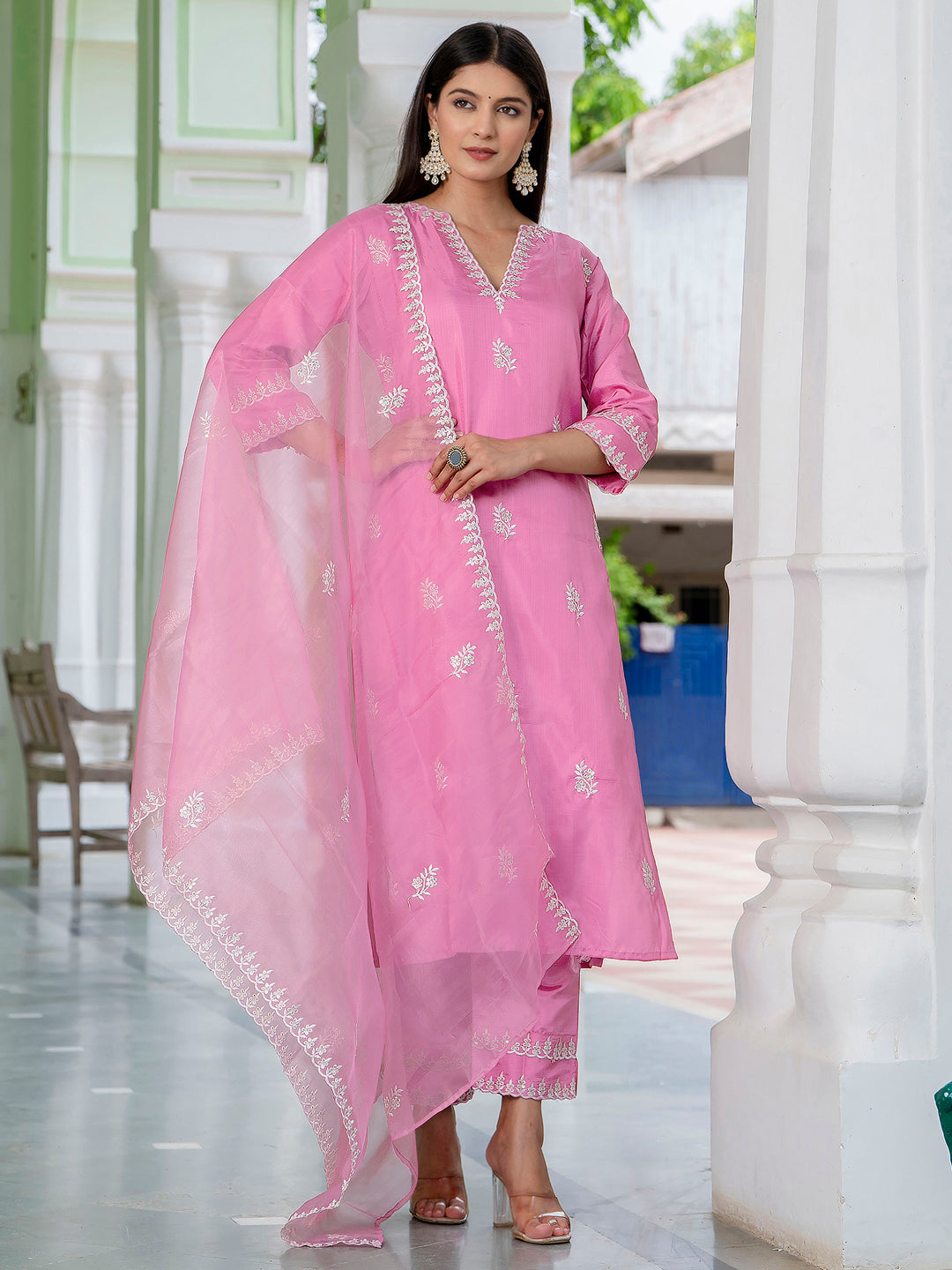 Pink Women's Silk Blend Embroidered Kurta with Pant & Dupatta Set - FitVibe Fashion