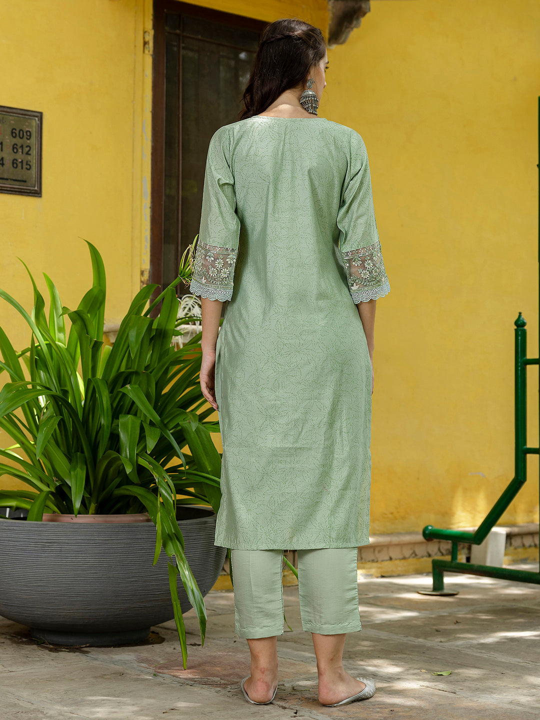 Women Silk Blend Kurta Pant Dupatta Set - FitVibe Fashion