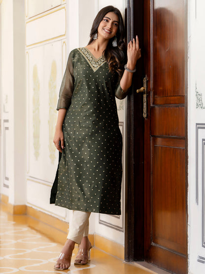 Women Embroidered Silk Blend Straight Kurta - FitVibe Fashion