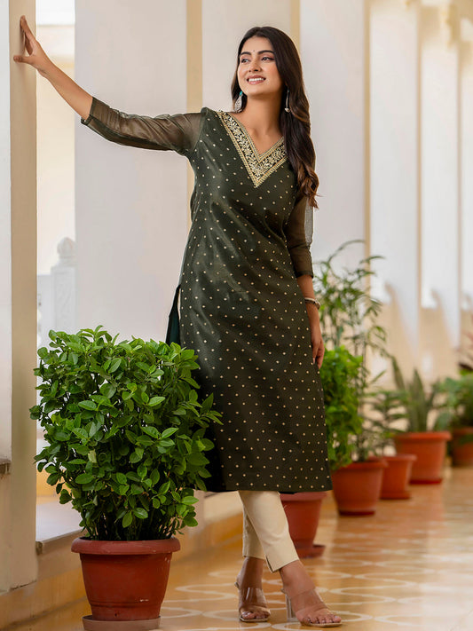 Women Embroidered Silk Blend Straight Kurta - FitVibe Fashion