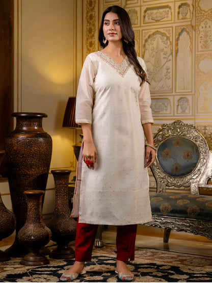Women Embroidered Silk Blend Straight Kurta - FitVibe Fashion