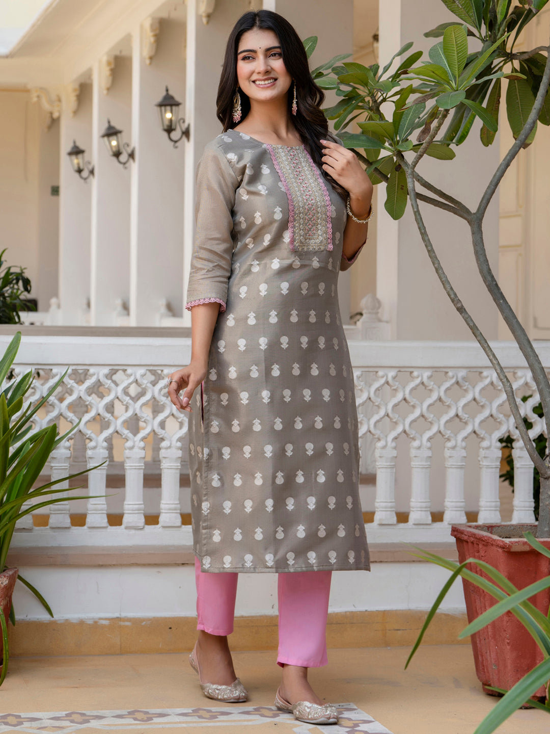 Women Embroidered Silk Blend Straight Kurta - FitVibe Fashion