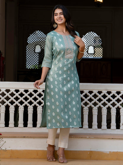 Women Embroidered Silk Blend Straight Kurta - FitVibe Fashion