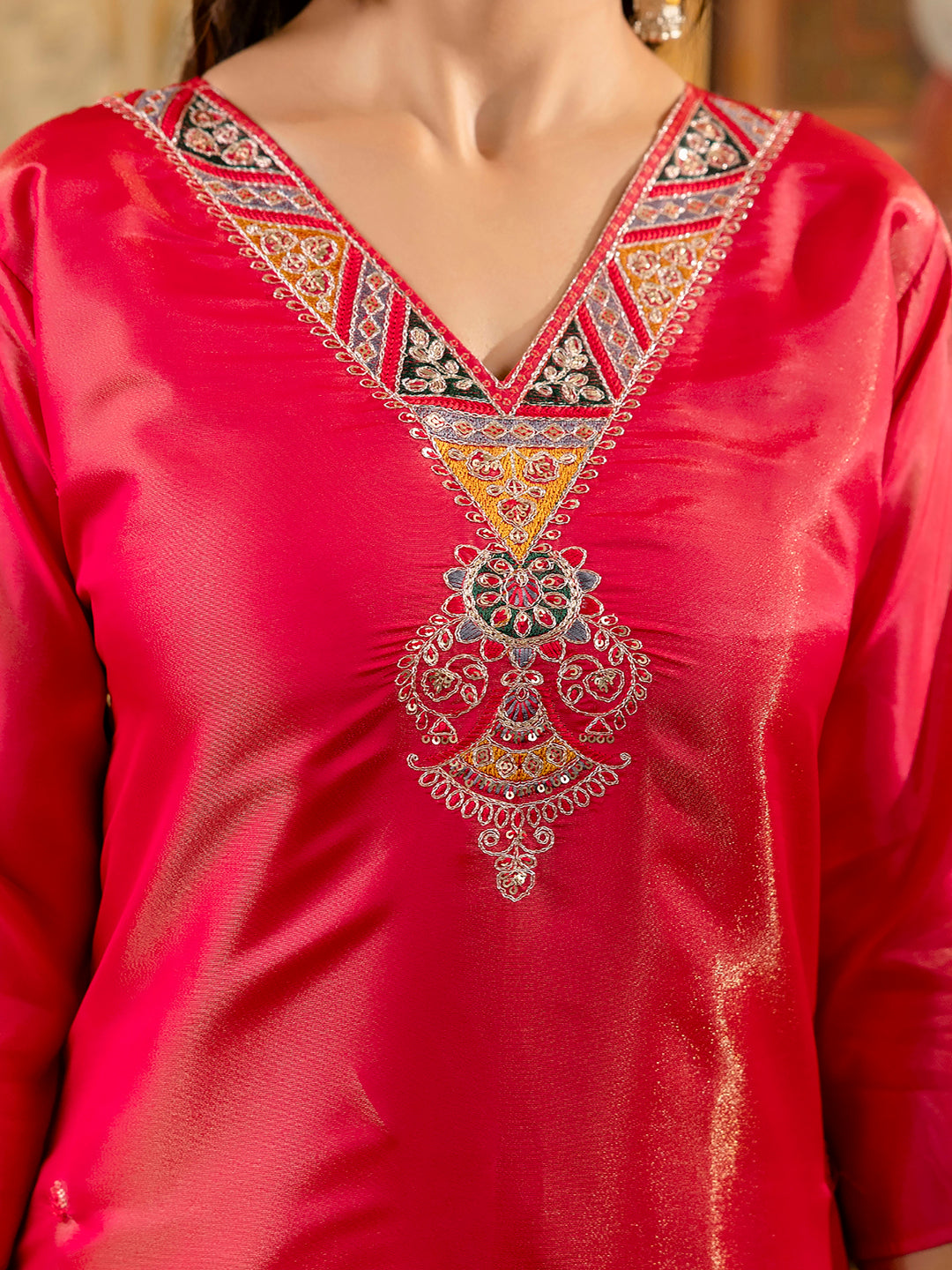 Women Embroidered shimmer Silk Blend Straight Kurta - FitVibe Fashion