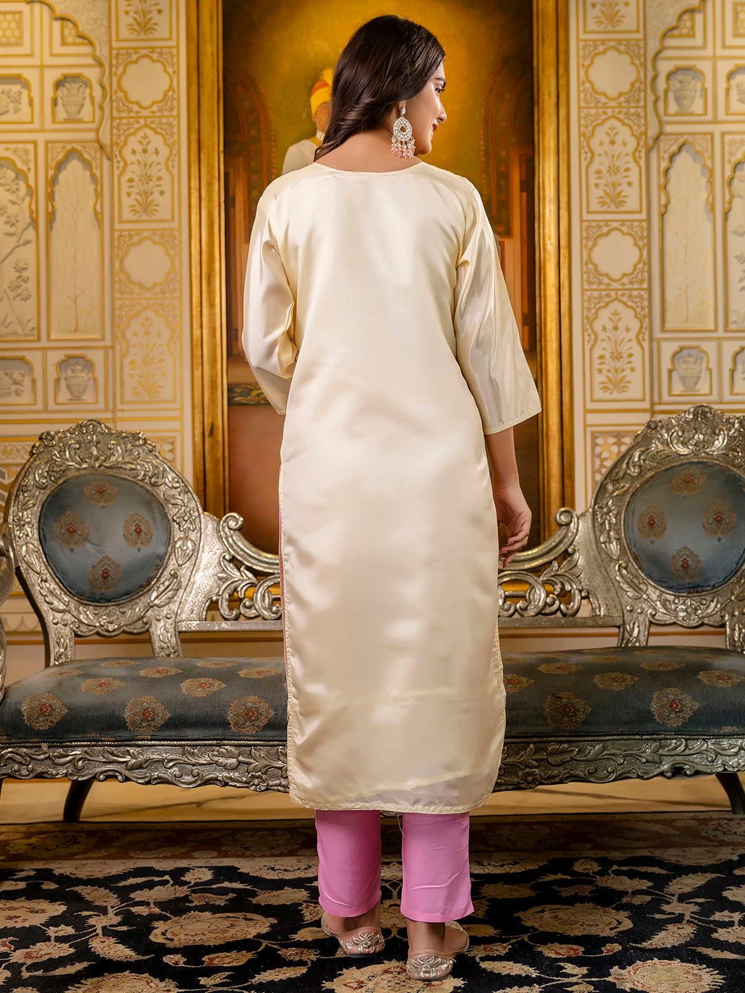 Women Embroidered shimmer Silk Blend Straight Kurta - FitVibe Fashion