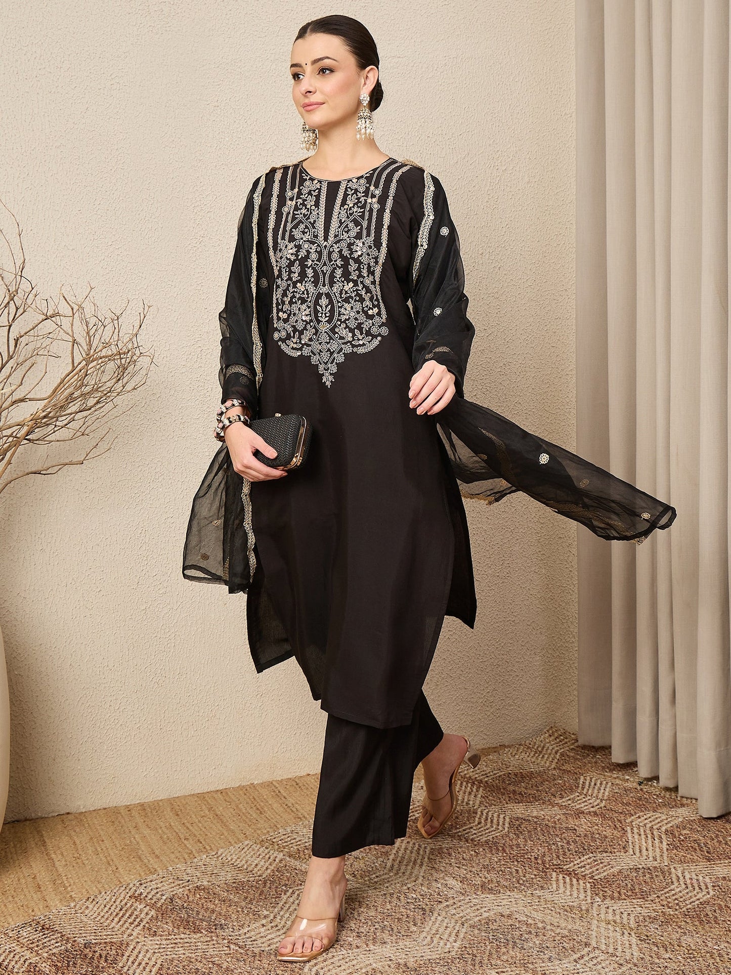Rutt Raas Black Embroidered Straight Suit Set - FitVibe Fashion
