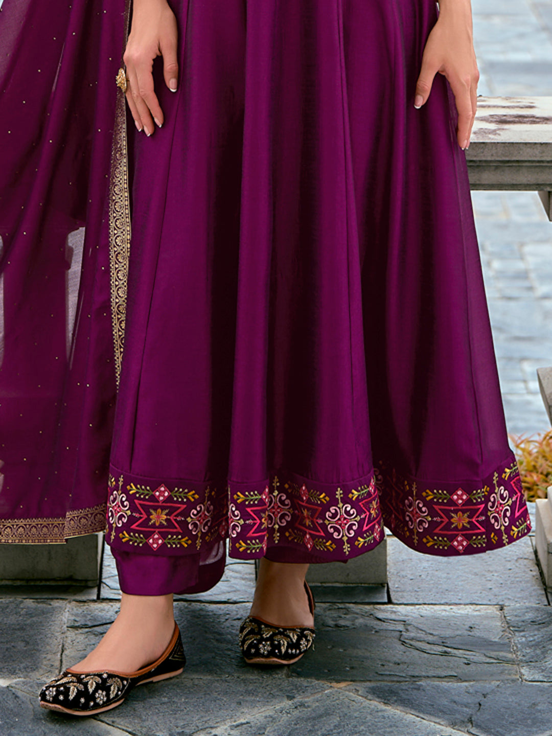 Women Silk Blend Kurta Pant Dupatta Set - FitVibe Fashion