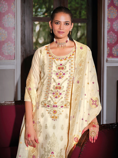 Women Silk Blend Kurta Pant Dupatta Set - FitVibe Fashion