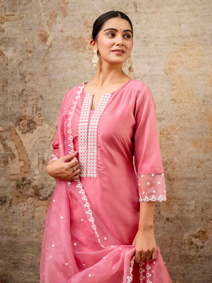 Women Kurta and Pant Sets Silk Blend  Fabric - FitVibe Fashion