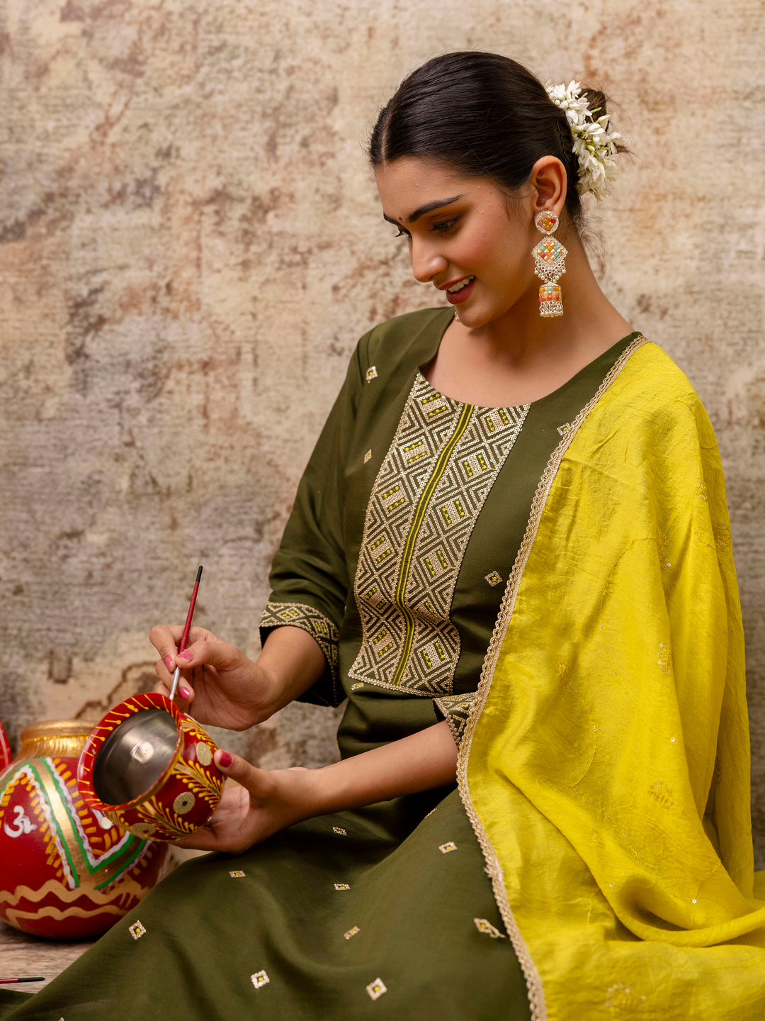 Women Kurta and Pant Sets Silk Blend Fabric - FitVibe Fashion