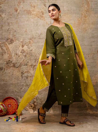 Women Kurta and Pant Sets Silk Blend Fabric - FitVibe Fashion