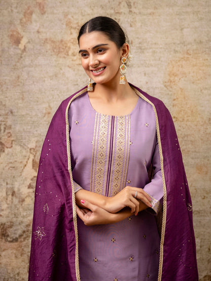 Women Kurta and Pant Sets Silk Blend Fabric - FitVibe Fashion