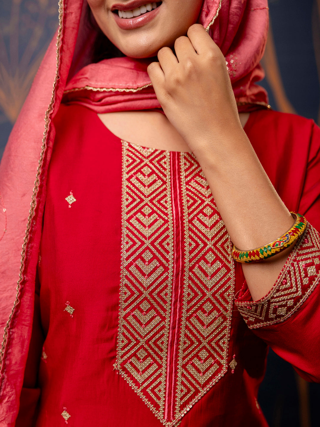 Women Kurta and Pant Sets Silk Blend Fabric - FitVibe Fashion