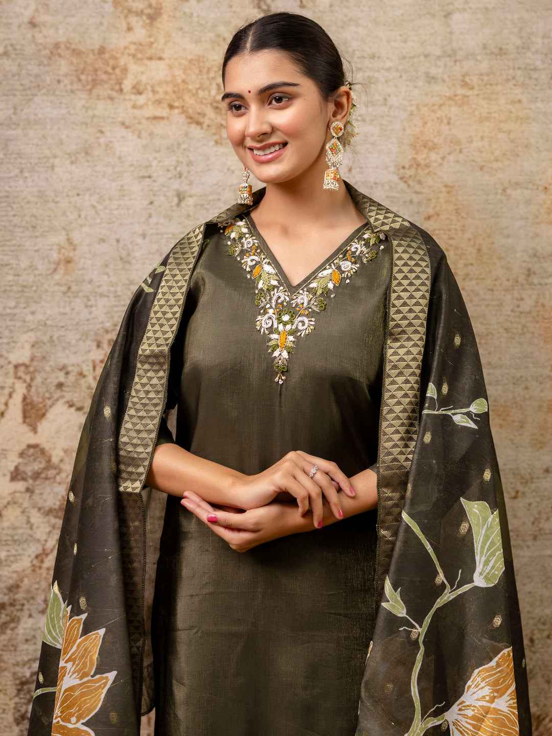 Women Kurta and Pant Sets Simar Silk fabric - FitVibe Fashion